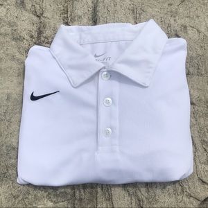 Men’s Nike Dri-Fit Shirt-Size Large ❤️